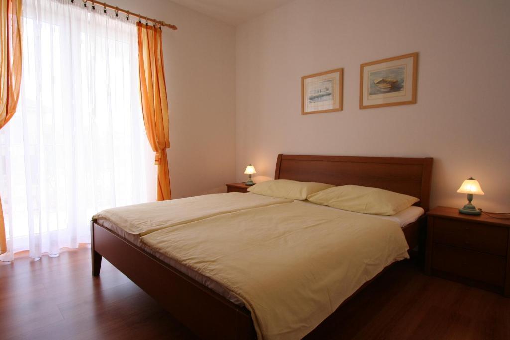Apartments Bogovic Malinska Kamer foto